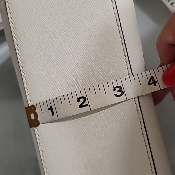 Michael Kors Crossbody - Picture 6 of 9